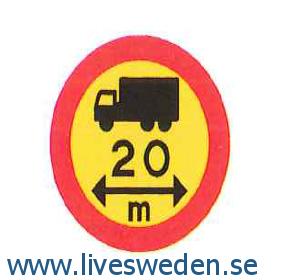 طرق محدد لمجموعة العربات تشير هذه الشاخصة الى تحديد طول العربات الذي يقل عن 24 متر والذي هو أقصى طول مسموح به للعربات في الدول الاوربية