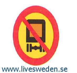 ممنوع مرور الاليات التي تحمل مواد خطرة أو مواد قابلة للانفجار